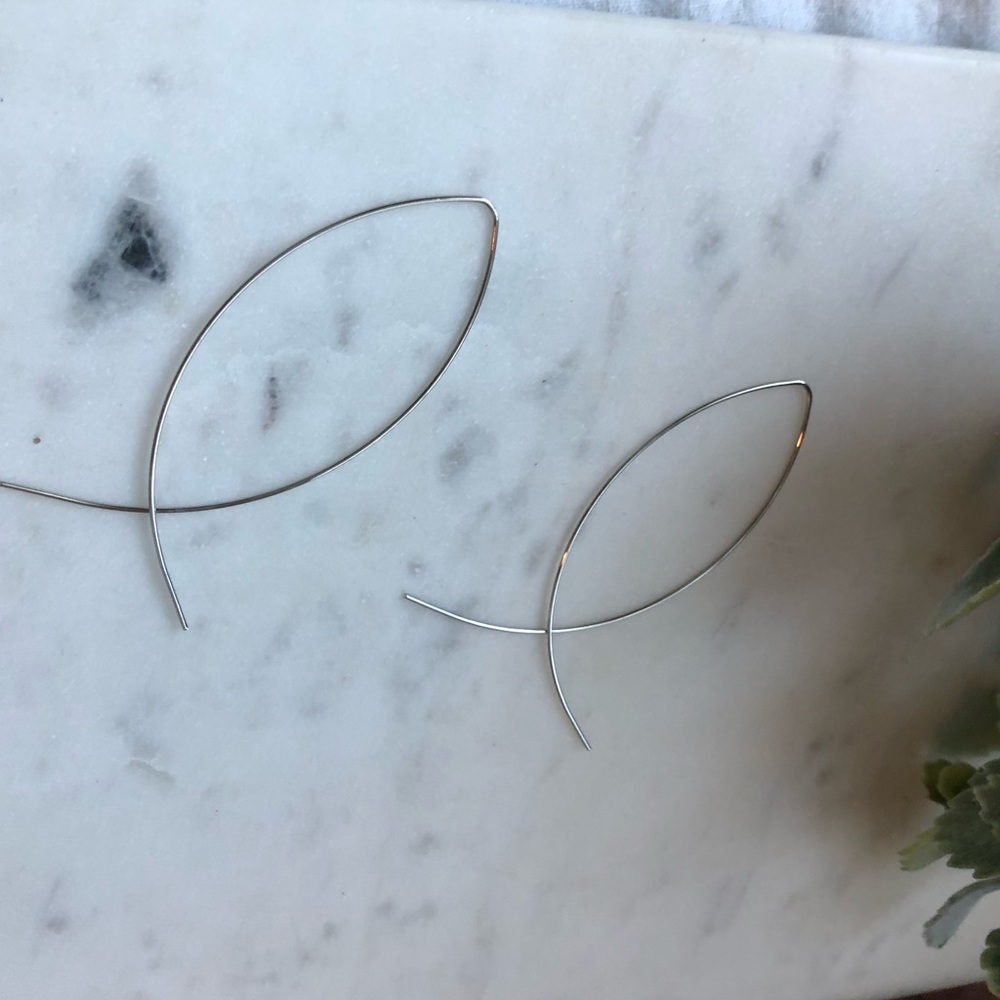 The Eryn - Simple Silver Threader Hoops - Picture 6 of 6
